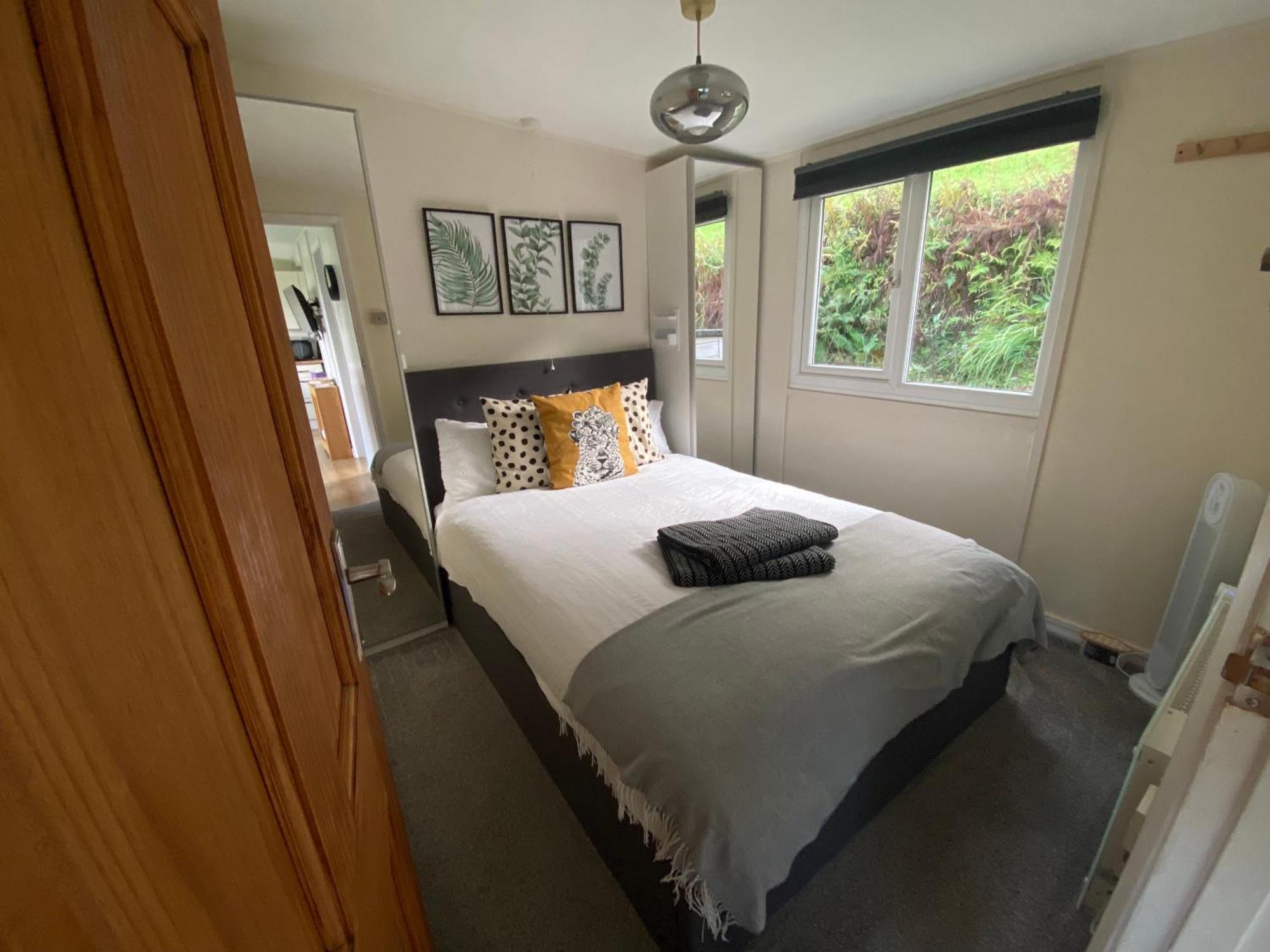 27 Sea Valley * Bucks Mills